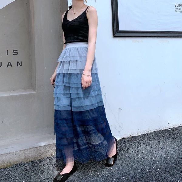 2020 autumn and winter new korean version of a-line gradient color mesh skirt high waist puffy cake skirt all-match skirt, Black
2020 autumn and winter new korean version of a-line gradient color mesh skirt high waist puffy cake skirt all-match skirt, Black