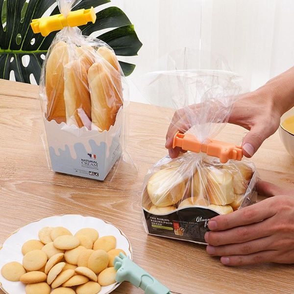 bag clips 4pcs cute deer snack sealing clip food moisture-proof kitchen gadgets portable buckle clamp
bag clips 4pcs cute deer snack sealing clip food moisture-proof kitchen gadgets portable buckle clamp