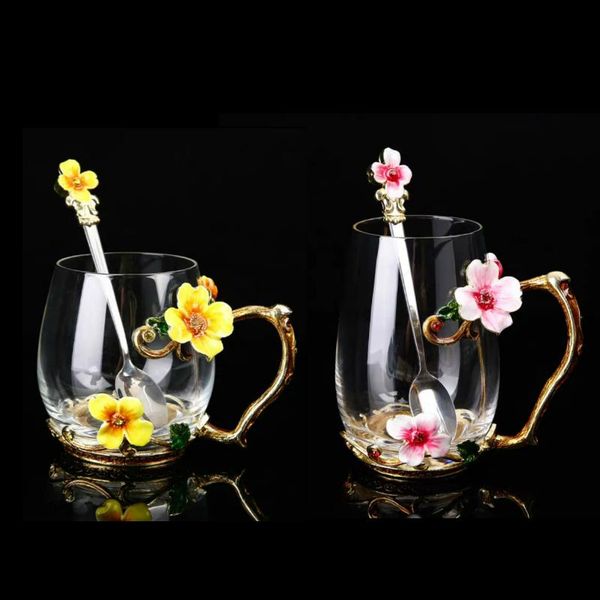 wine glasses enamel crystal glass cups and mugs coffee cup mug high-grade flower transparent tea home party drinkware gift drop
wine glasses enamel crystal glass cups and mugs coffee cup mug high-grade flower transparent tea home party drinkware gift drop