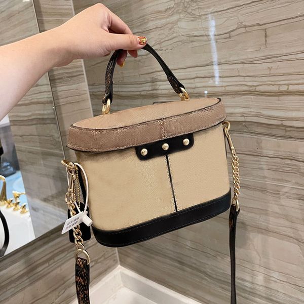 bucket bags cosmetic luxury designer brand senior fashion shoulder handbags chains phone women bag wallet metallic cross body totes vegetabl
bucket bags cosmetic luxury designer brand senior fashion shoulder handbags chains phone women bag wallet metallic cross body totes vegetabl