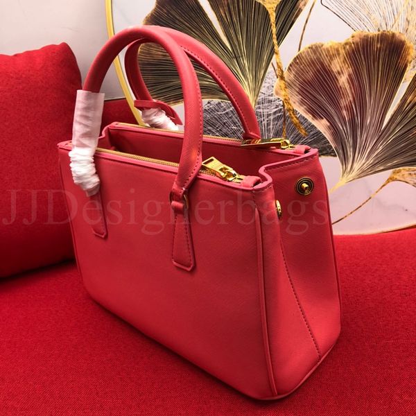 shoulder bag handbag crossbody small pendant decoration wholesale shopping evening tote hand bags
shoulder bag handbag crossbody small pendant decoration wholesale shopping evening tote hand bags