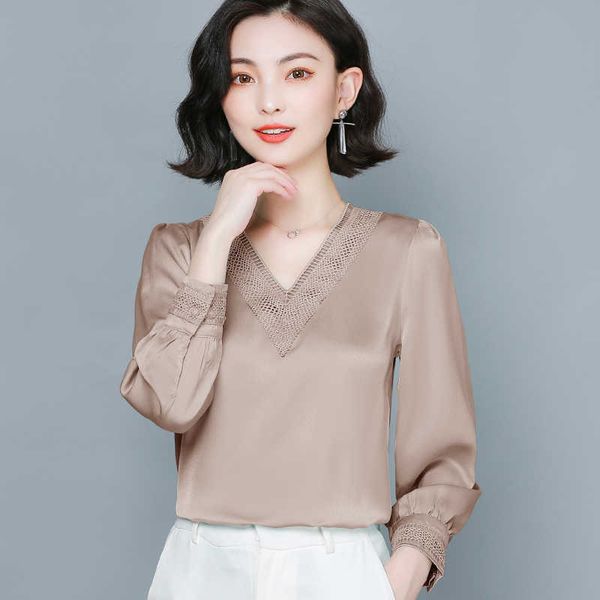 korean silk women blouses shirt woman satin blouse long sleeve embroidery v-neck hollow out 210531, White
korean silk women blouses shirt woman satin blouse long sleeve embroidery v-neck hollow out 210531, White