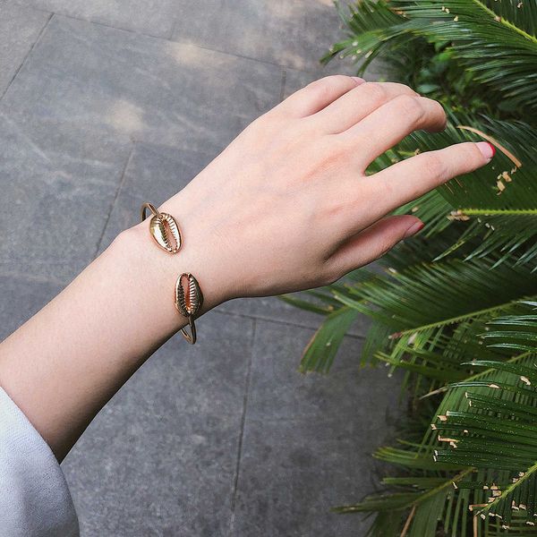 jewelry fashion scallop ocean element handdress female personality shell geometric mirror simple bracelet, Silver
jewelry fashion scallop ocean element handdress female personality shell geometric mirror simple bracelet, Silver