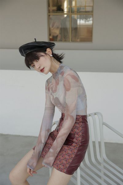 2021 new sheer t women turtle neck mesh painting print long sleeve tee shirt femme body tight underwear fall clothes bn84, White
2021 new sheer t women turtle neck mesh painting print long sleeve tee shirt femme body tight underwear fall clothes bn84, White