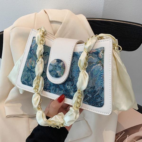 evening bags high sense of personality design printed 2021 trendy fashion messenger bag women's wild one-shoulder underarm
evening bags high sense of personality design printed 2021 trendy fashion messenger bag women's wild one-shoulder underarm