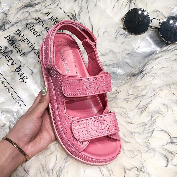 sandals summer women genuine leather flat wind embroidery thick-soled casual female shoes size 35-39, Black
sandals summer women genuine leather flat wind embroidery thick-soled casual female shoes size 35-39, Black