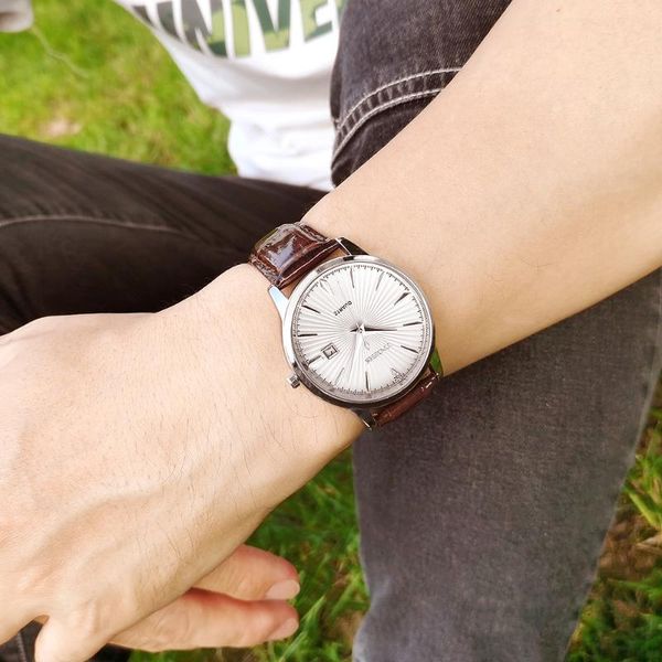 wristwatches watch casual fashion man with calendar leather watches waterproof simple quartz wristwatch, Slivery;brown
wristwatches watch casual fashion man with calendar leather watches waterproof simple quartz wristwatch, Slivery;brown