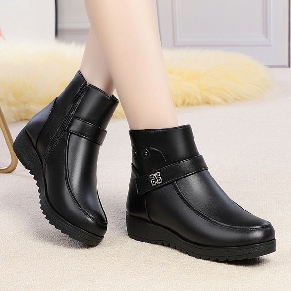 shoes woman winter warm fur ankle boots for women snow boots genuine leather sneakers black fur snow shoes female booties
shoes woman winter warm fur ankle boots for women snow boots genuine leather sneakers black fur snow shoes female booties