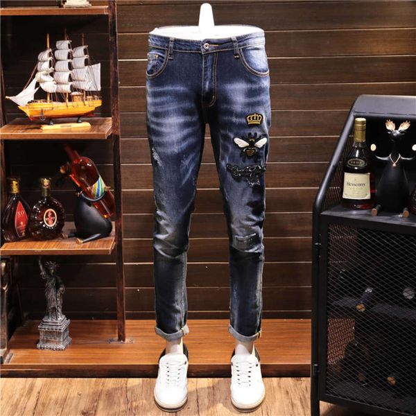 autumn and winter personalized embroidery jeans men's elastic slim little feet fashion brand casual long pants style, Blue
autumn and winter personalized embroidery jeans men's elastic slim little feet fashion brand casual long pants style, Blue
