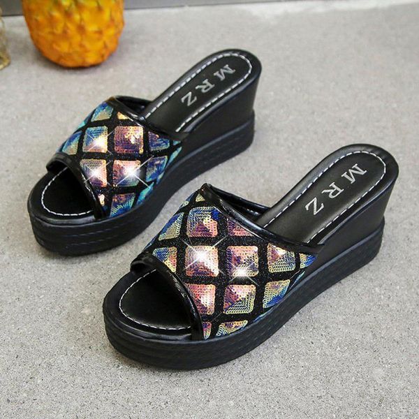 2021 new ladies wedge slippers leather slippers ladies sandals platform shoes beach luxury, Black
2021 new ladies wedge slippers leather slippers ladies sandals platform shoes beach luxury, Black