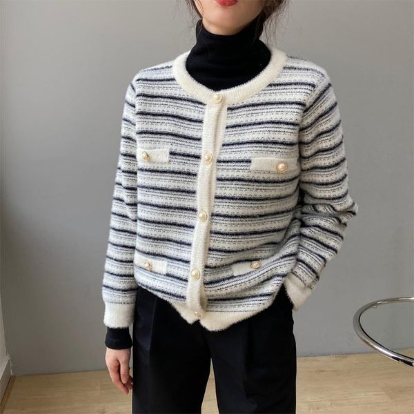 women's knits & tees autumn and winter casual striped round neck long-sleeved pocket cardigan sweater, White
women's knits & tees autumn and winter casual striped round neck long-sleeved pocket cardigan sweater, White