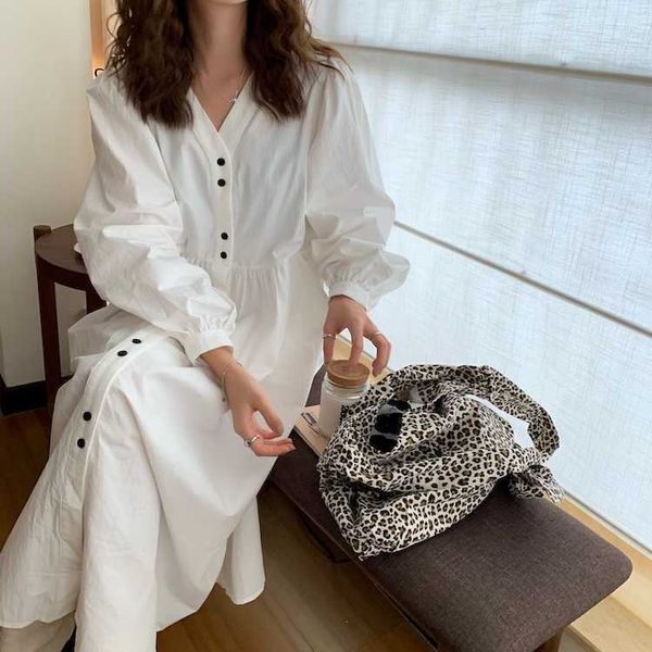 mozuleva korean v-neck single-breasted cotton dress summer elegant solid dresses women 210706, Black;gray 
mozuleva korean v-neck single-breasted cotton dress summer elegant solid dresses women 210706, Black;gray