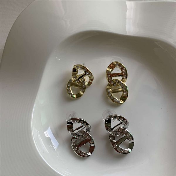 hbp fashion korean new french style micro inlaid flash diamond metal chain pig nose cold wind earrings, Silver
hbp fashion korean new french style micro inlaid flash diamond metal chain pig nose cold wind earrings, Silver