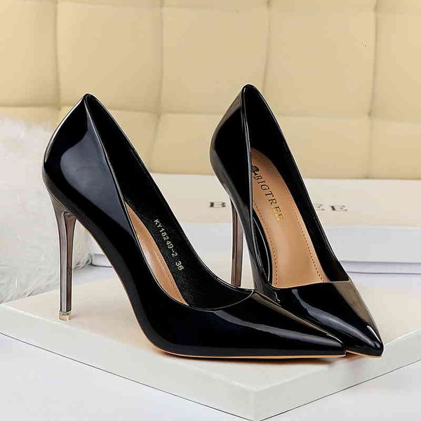 shoes big dress size 43 fashion high heels women pumps thin heel classic black beige ladies wedding elastic
shoes big dress size 43 fashion high heels women pumps thin heel classic black beige ladies wedding elastic