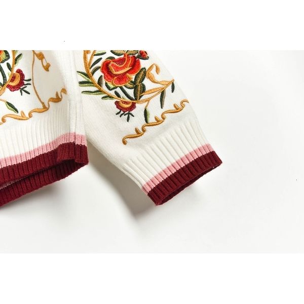 and 2021 new o-neck long sleeve vintage knitted embroidery women sweater autumn pullovers tricot pull femme 1kyj, White;black
and 2021 new o-neck long sleeve vintage knitted embroidery women sweater autumn pullovers tricot pull femme 1kyj, White;black