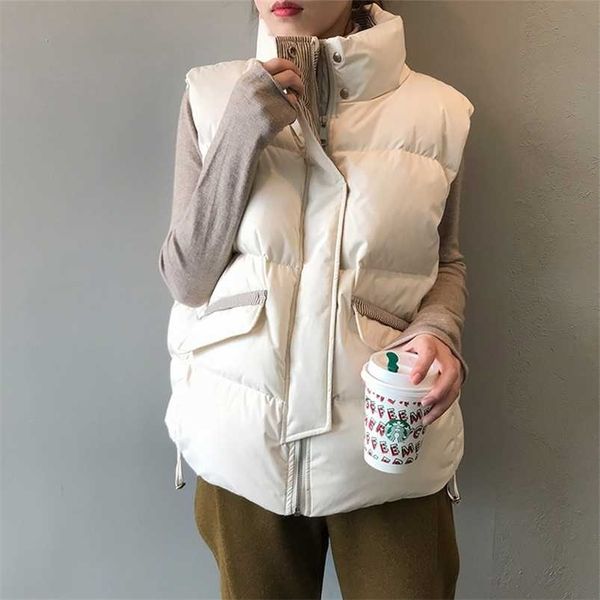 winter coat sleeveless women vest thicken warm cotton padded plus size fashion striped stand collar 211109, Black;white
winter coat sleeveless women vest thicken warm cotton padded plus size fashion striped stand collar 211109, Black;white
