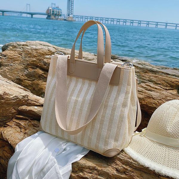 shoulder bags niche design straw woven bag summer 2021 large-capacity messenger female handbag tote width: 29cm
shoulder bags niche design straw woven bag summer 2021 large-capacity messenger female handbag tote width: 29cm