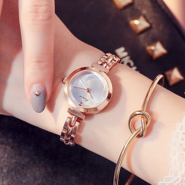 / kimio female student bracelet simple chain watch ins style waterproof minority watch, Slivery;brown
/ kimio female student bracelet simple chain watch ins style waterproof minority watch, Slivery;brown