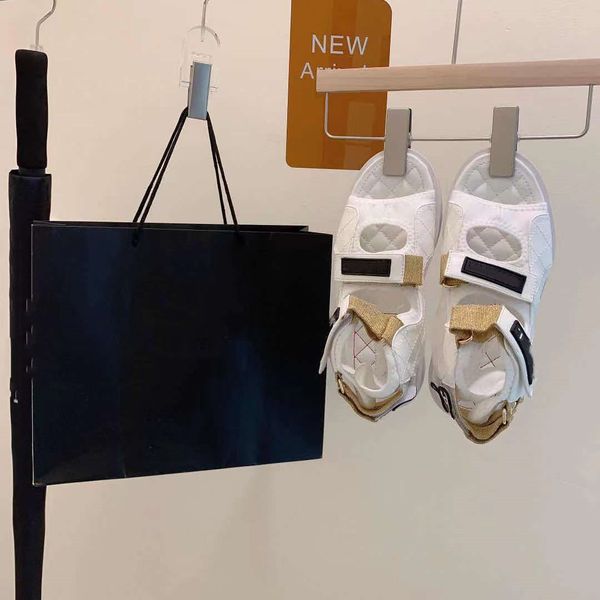 handbag women luxurys designers bags 2021 crossbody bag the small slipper incensepurse louisbags_18 zhouzhoubao123
handbag women luxurys designers bags 2021 crossbody bag the small slipper incensepurse louisbags_18 zhouzhoubao123