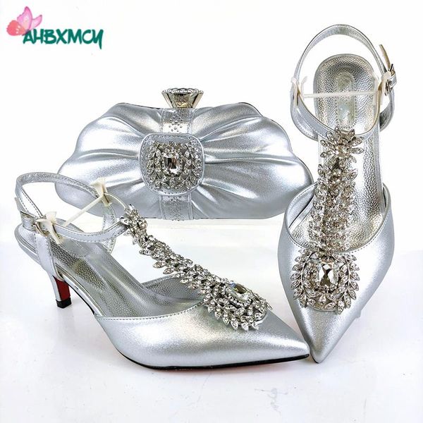 dress shoes pretty women 2021 speaicl style slingbacks sandal in silver color concise for wedding party, Black
dress shoes pretty women 2021 speaicl style slingbacks sandal in silver color concise for wedding party, Black
