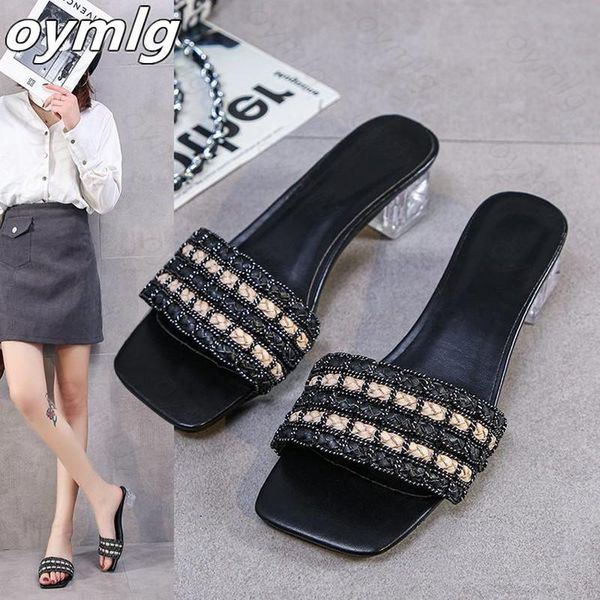 2021 rhinestone slippers women crystal diamond square heel gladiator mules for big size 35-44 zapatillas mujer casa, Black
2021 rhinestone slippers women crystal diamond square heel gladiator mules for big size 35-44 zapatillas mujer casa, Black