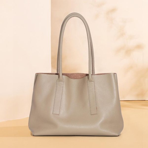 evening bags women genuine leather large capacity tote bag commuter 2021 fashion female handbag ins one-shoulder handbags
evening bags women genuine leather large capacity tote bag commuter 2021 fashion female handbag ins one-shoulder handbags