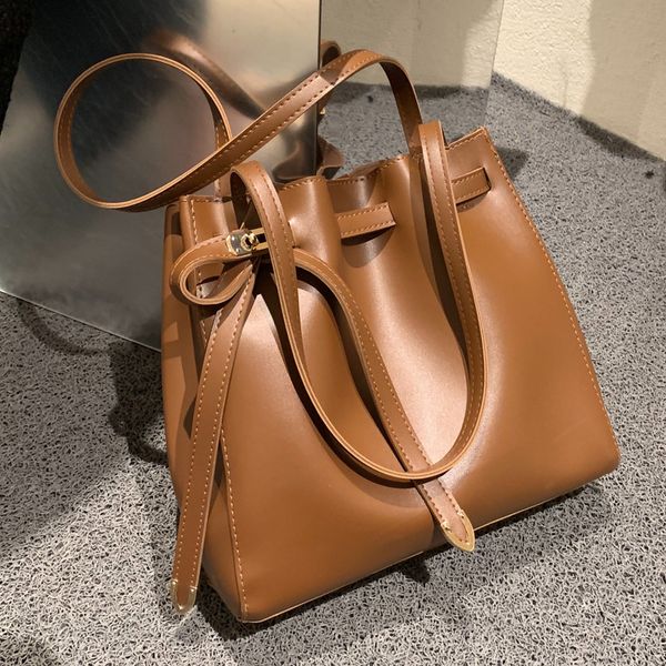 autumn and winter simple pu single shoulder women's bag 2021 solid color leisure messenger with hand