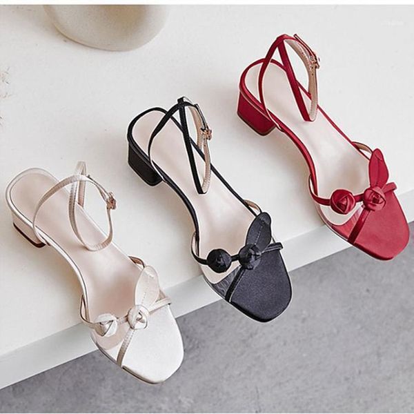 sandals 2021 summer flowers small fresh fairy thick heel women versatile ankle strap buckle open toe mid-high heels11, Black
sandals 2021 summer flowers small fresh fairy thick heel women versatile ankle strap buckle open toe mid-high heels11, Black