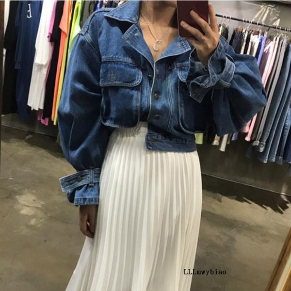 women's jackets 2021 autumn chic jeans jacket women three-dimensional pocket high waist drop shoulder loose denim bomber z486, Black;brown
women's jackets 2021 autumn chic jeans jacket women three-dimensional pocket high waist drop shoulder loose denim bomber z486, Black;brown