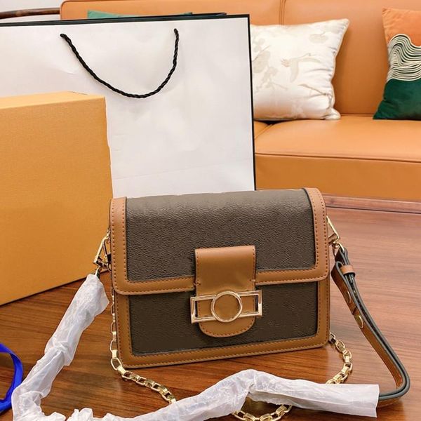 2021 classic luxury women bags purses designer's crossbody chain cowhide shoulder flowers letter flaps two sizes box new l21012702
2021 classic luxury women bags purses designer's crossbody chain cowhide shoulder flowers letter flaps two sizes box new l21012702