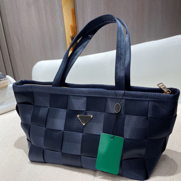 handbags designer bag tote ladies luxury handbag totes canvas different styles high-quality high-capacity evening party with the original bo
handbags designer bag tote ladies luxury handbag totes canvas different styles high-quality high-capacity evening party with the original bo