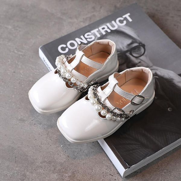 flat shoes 8 yearschildren beaded children low heel sneakersgirls elegant patent leather spring summer princess girls shoes2021, Black;grey
flat shoes 8 yearschildren beaded children low heel sneakersgirls elegant patent leather spring summer princess girls shoes2021, Black;grey