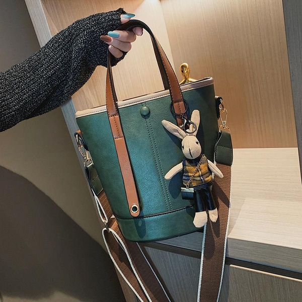 shoulder bags senior sense bag foreign style woman 2021 fashion korean version cross-body vintage hand bucket
shoulder bags senior sense bag foreign style woman 2021 fashion korean version cross-body vintage hand bucket