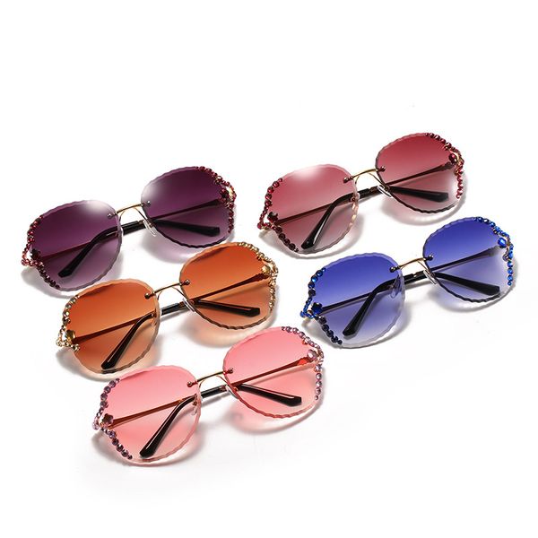women sunglasses rimless sunglasses street fashion sun glasses uv400 5 color highly quality 2021, White;black
women sunglasses rimless sunglasses street fashion sun glasses uv400 5 color highly quality 2021, White;black