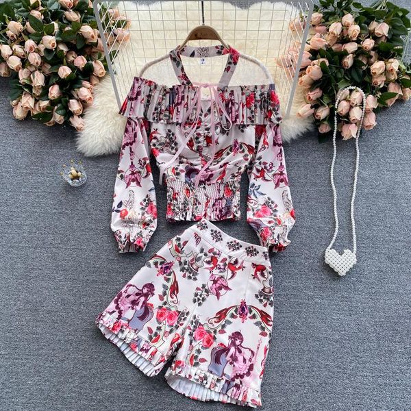women's tracksuits fashion v neck summer lace ruffle pleated long sleeve blouse + high waist wide-leg shorts two piece sets t175, Gray
women's tracksuits fashion v neck summer lace ruffle pleated long sleeve blouse + high waist wide-leg shorts two piece sets t175, Gray