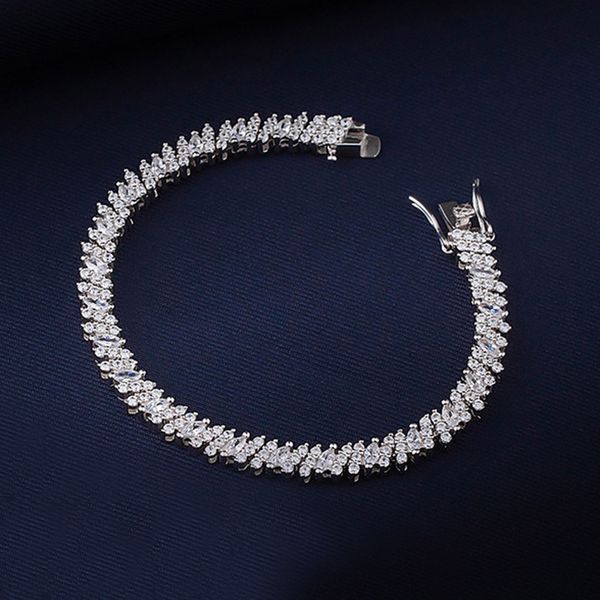 15-18cm real 925 silver chain bracelet with full 2*4mm horse eye/round zircon pretty luxury fine jewelry, Golden;silver
15-18cm real 925 silver chain bracelet with full 2*4mm horse eye/round zircon pretty luxury fine jewelry, Golden;silver