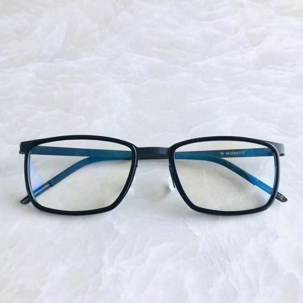linde wearing comfortable pure titanium plate inner ring glasses frame ultra light business box 9711 men's and women's, White;black
linde wearing comfortable pure titanium plate inner ring glasses frame ultra light business box 9711 men's and women's, White;black
