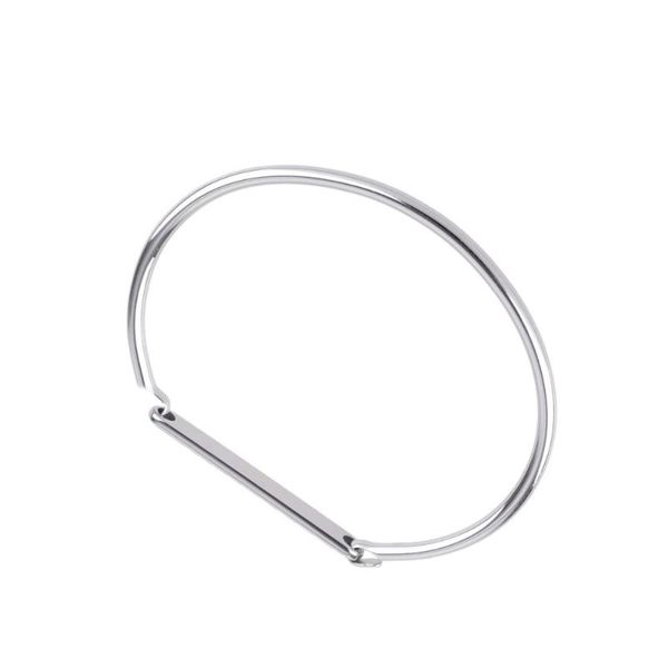 charm bracelets 1pc simple stylish bracelet smooth surface stainless steel hand ornament unique wrist decorations for lady wearin, Golden;silver
charm bracelets 1pc simple stylish bracelet smooth surface stainless steel hand ornament unique wrist decorations for lady wearin, Golden;silver