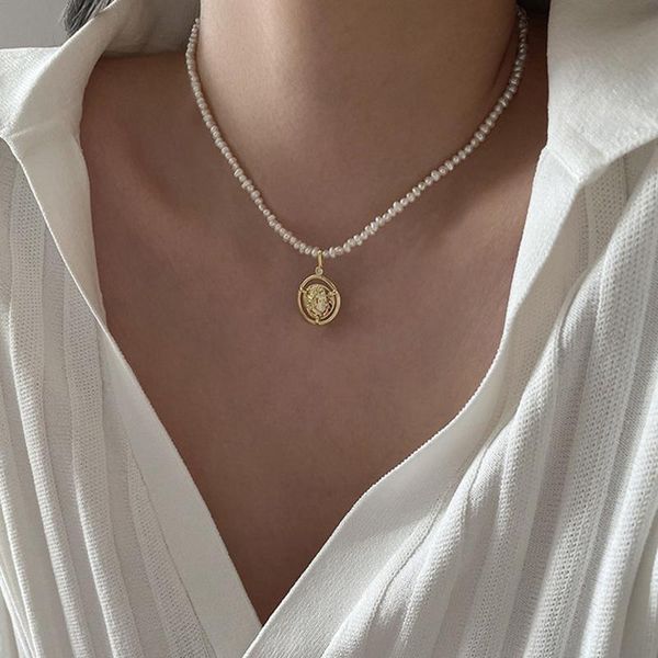 pendant necklaces ghidbk natural freshwater pearl round portrait female necklace charms chokers 2021, Silver
pendant necklaces ghidbk natural freshwater pearl round portrait female necklace charms chokers 2021, Silver