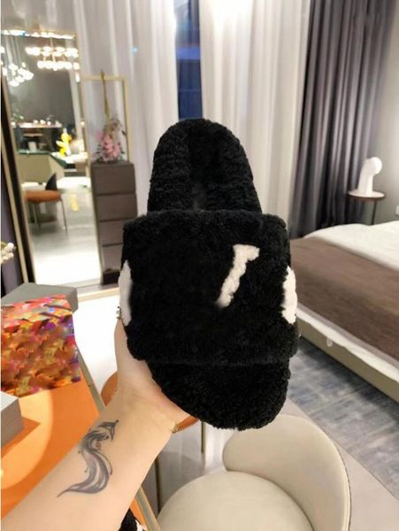 classic women paseo flat slipper comfort mule designer lady fur wide strap treaded rubber outsole slide sandal, Black
classic women paseo flat slipper comfort mule designer lady fur wide strap treaded rubber outsole slide sandal, Black