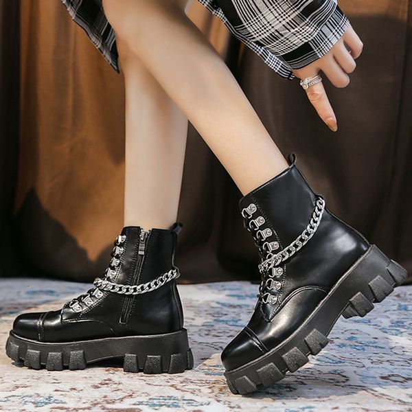 2021 new fashion metal chain women punk rivet patent leather ankle boots woman gothic black heels shoes 3fdx 
2021 new fashion metal chain women punk rivet patent leather ankle boots woman gothic black heels shoes 3fdx