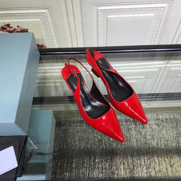 retro classic ladies dress shoes 6.5cm high heel shoe women runway pointed toe low heeled chaussures woman sandals quality, Black
retro classic ladies dress shoes 6.5cm high heel shoe women runway pointed toe low heeled chaussures woman sandals quality, Black