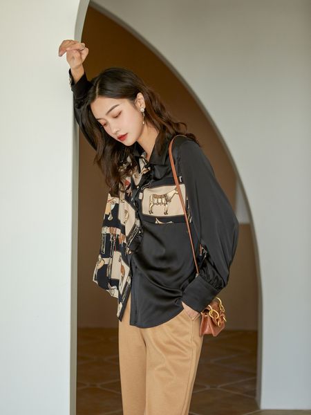 2021 new horse print womens and blouses long sleeve button up shirt black casual spring clothes aby6, White
2021 new horse print womens and blouses long sleeve button up shirt black casual spring clothes aby6, White