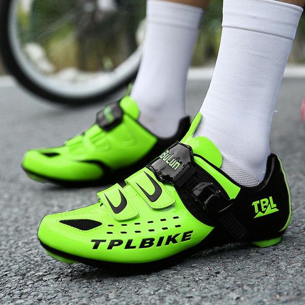 cycling footwear breathable bicycle racing women self-locking shoes road men professional mountain bike, Black
cycling footwear breathable bicycle racing women self-locking shoes road men professional mountain bike, Black