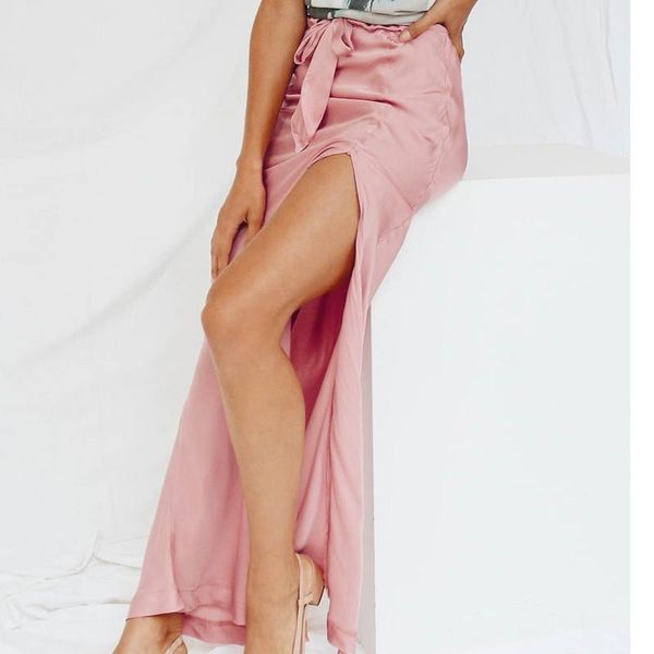 women's swimwear elegant pink long skirts women open side split casual skirt 2021 arrival spring summer cover up swim beach for, White;black
women's swimwear elegant pink long skirts women open side split casual skirt 2021 arrival spring summer cover up swim beach for, White;black