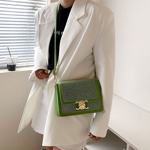 luxury handbags 2021 new lock texture flash drill single shoulder oblique span hanyue fashion simple accessories bag
luxury handbags 2021 new lock texture flash drill single shoulder oblique span hanyue fashion simple accessories bag