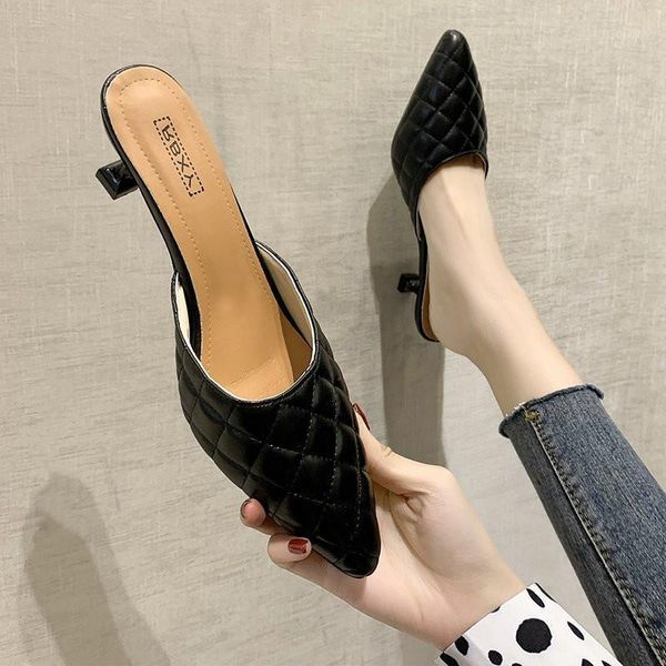 slippers casual med female shoes cover toe thin heels slides mules for women 2021 low luxury summer soft pointed pu fabric r1, Black
slippers casual med female shoes cover toe thin heels slides mules for women 2021 low luxury summer soft pointed pu fabric r1, Black