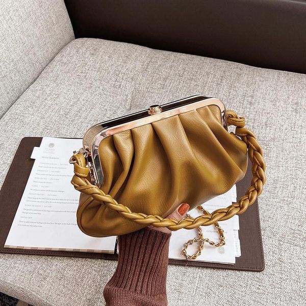 shoulder bags weave strap tote bag 2021 style pu leather women's designer capacity messenger
shoulder bags weave strap tote bag 2021 style pu leather women's designer capacity messenger