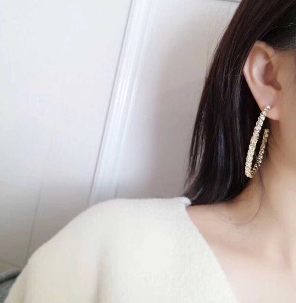 drop earring with round shape and diamond for women wedding jewelry gift ps3616, Golden
drop earring with round shape and diamond for women wedding jewelry gift ps3616, Golden