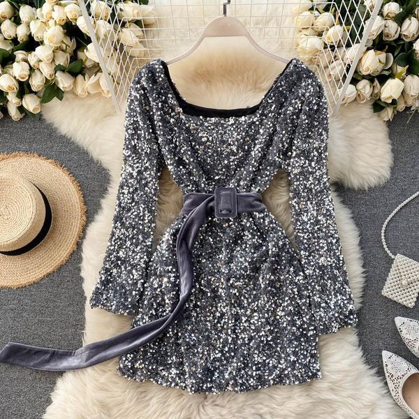european autumn new retro style heavy sequined square neck lace up high waist show thin dresses women fashion streetwear 2021, Black;gray
european autumn new retro style heavy sequined square neck lace up high waist show thin dresses women fashion streetwear 2021, Black;gray